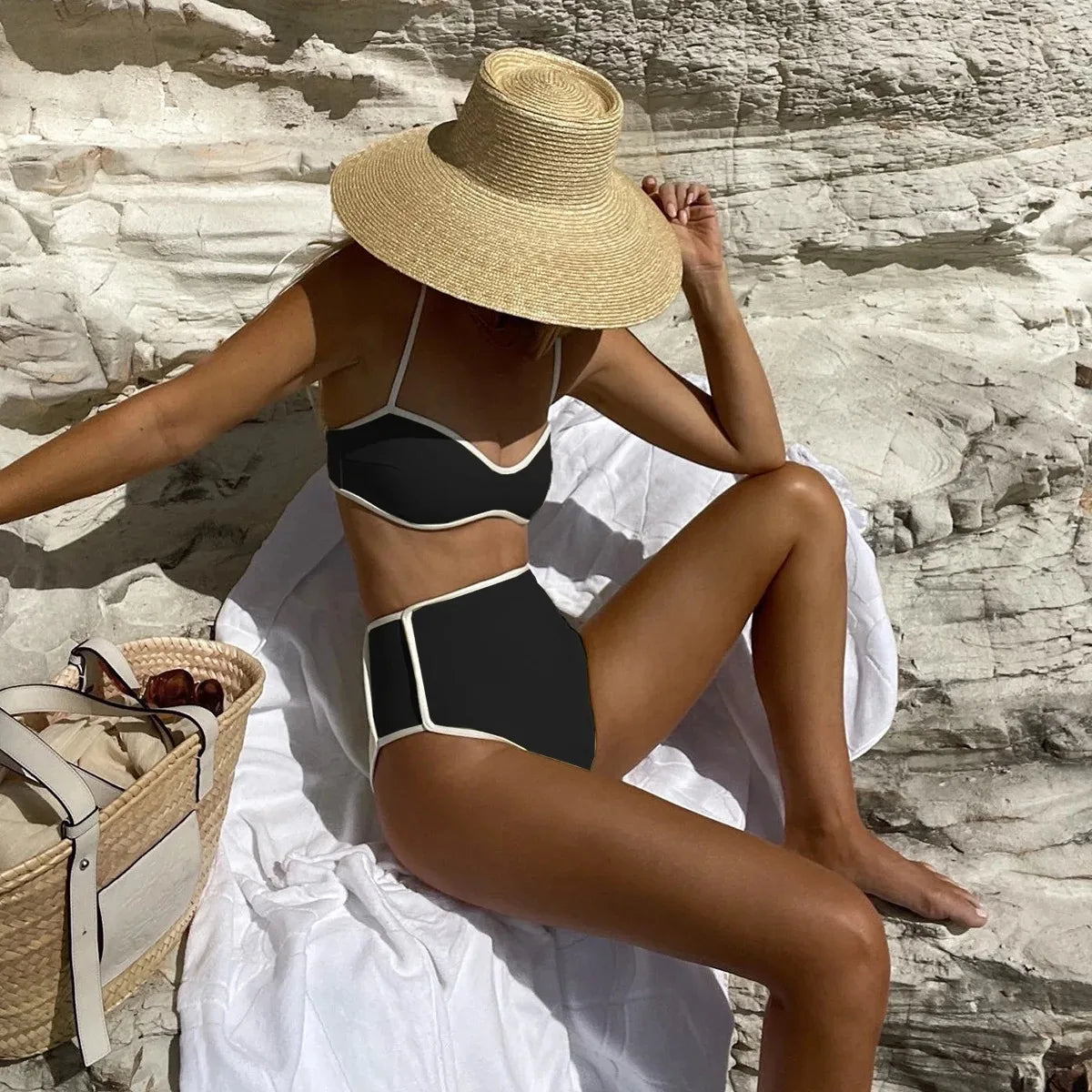 Black &amp; White Extreme Micro Bikini