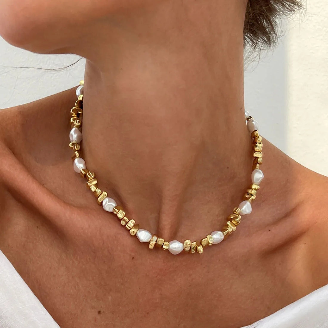 Retro Imitation Pearl Woven Collarbone Necklace