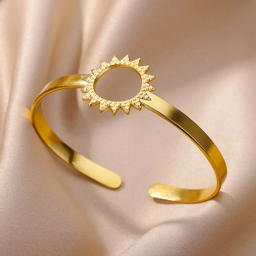 Wide Flower Cuff Bangle – Luxury Gold Color Bracelet