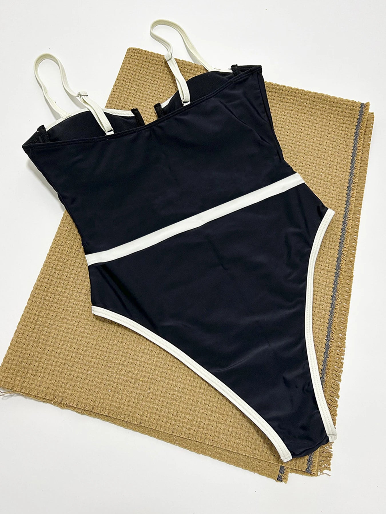 Contrast Push-Up Monokini