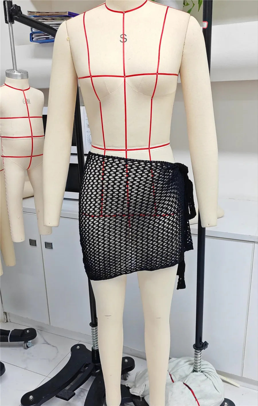 Women Beach Skirt Hollowed Solid Black White Yellow Green Knitted Mini Skirt For Women Summer Vacation Seaside Cover-Up Skirt